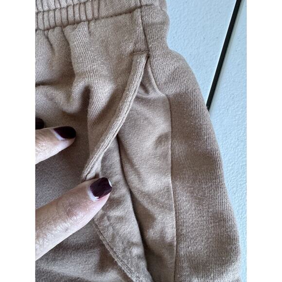 3 for $9 No boundaries Fleece Biege Shorts S - Picture 3 of 6